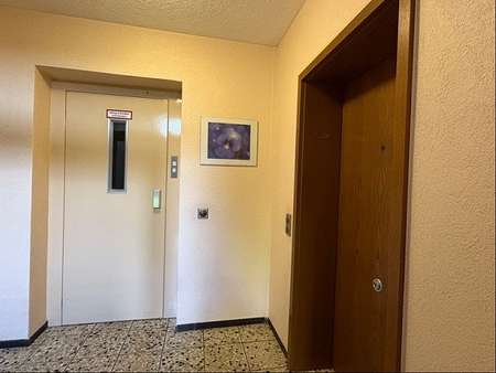 Hausflur - Aufzug Hausflur - Aufzug - Etagenwohnung in 58313 Herdecke mit 82m² kaufen