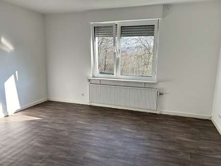EG Kinderzimmer - Doppelhaushälfte in 58507 Lüdenscheid mit 137m² kaufen