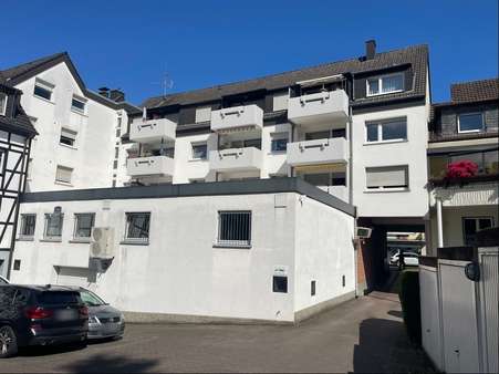 Rückansicht Rückansicht - Etagenwohnung in 58119 Hagen mit 80m² kaufen