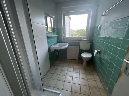 Bad Bad - Doppelhaushälfte in 58507 Lüdenscheid mit 135m² kaufen
