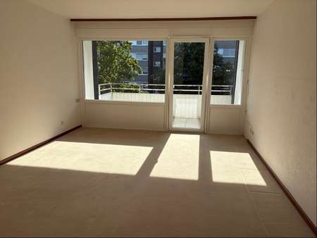 Wohnzimmer Bild 1 Wohnzimmer Bild 1 - Etagenwohnung in 58313 Herdecke mit 69m² kaufen