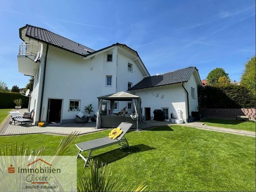Gartenansicht Bild 1 Gartenansicht Bild 1 - Einfamilienhaus in 58675 Hemer mit 229m² kaufen