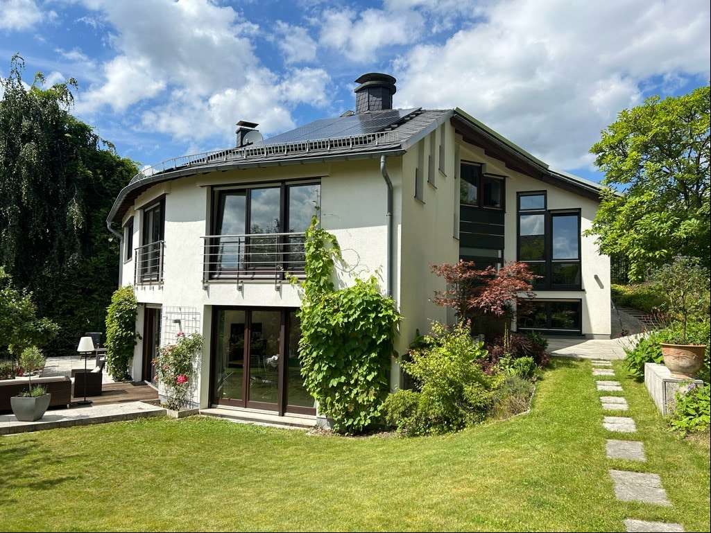 Gartenansicht - Villa in 58509 Lüdenscheid mit 340m² kaufen