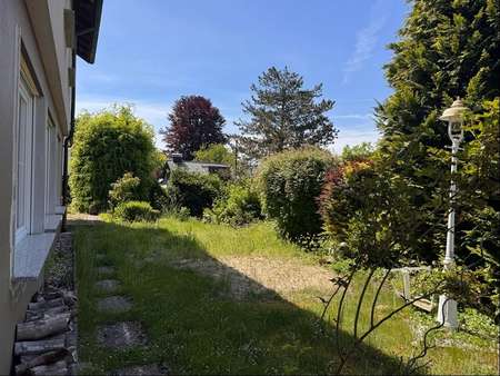 Garten vor dem Haus Bild 2 - Einfamilienhaus in 58091 Hagen mit 145m² kaufen