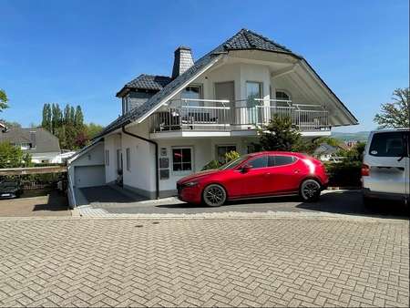 Straßenansicht Bild 2 - Einfamilienhaus in 58675 Hemer mit 309m² kaufen