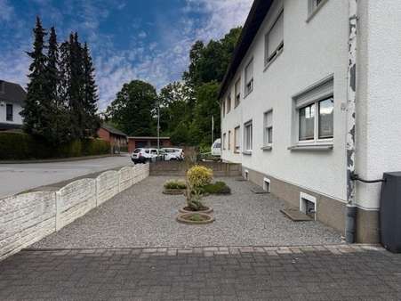 Vorgarten - Zweifamilienhaus in 58089 Hagen mit 153m² kaufen