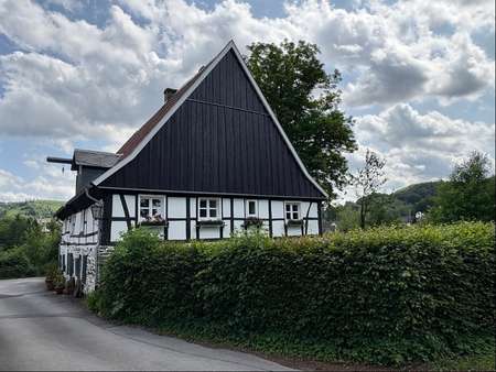 Straßenansicht Bild 4 - Einfamilienhaus in 58091 Hagen mit 268m² kaufen