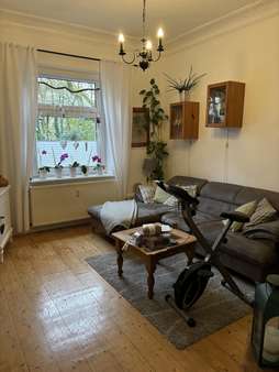 Wohnzimmer Wohnung EG - Mehrfamilienhaus in 58509 Lüdenscheid mit 255m² kaufen