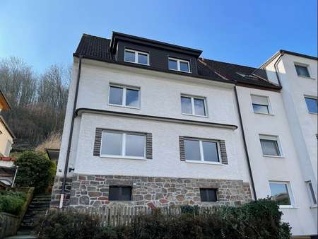 Straßenansicht 2 - Mehrfamilienhaus in 58119 Hagen mit 245m² kaufen
