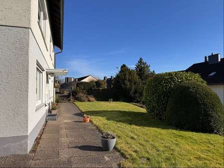 Garten Bild 1 - Zweifamilienhaus in 58313 Herdecke mit 183m² kaufen