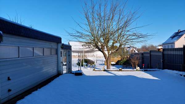 Innenhof mit Doppelgarage und Wintergarten - Einfamilienhaus in 58507 Lüdenscheid mit 120m² kaufen