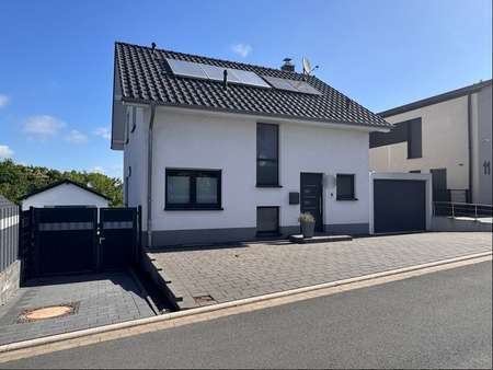 Straßenansicht Bild 3 - Einfamilienhaus in 58089 Hagen mit 108m² kaufen