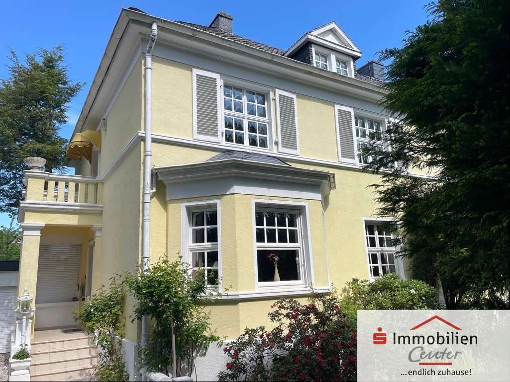 Straßenansicht - Doppelhaushälfte in 58135 Hagen mit 143m² kaufen