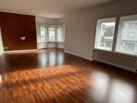 1. OG rechts - Wohnzimmer - Wohn- / Geschäftshaus in 58095 Hagen mit 750m² als Kapitalanlage kaufen
