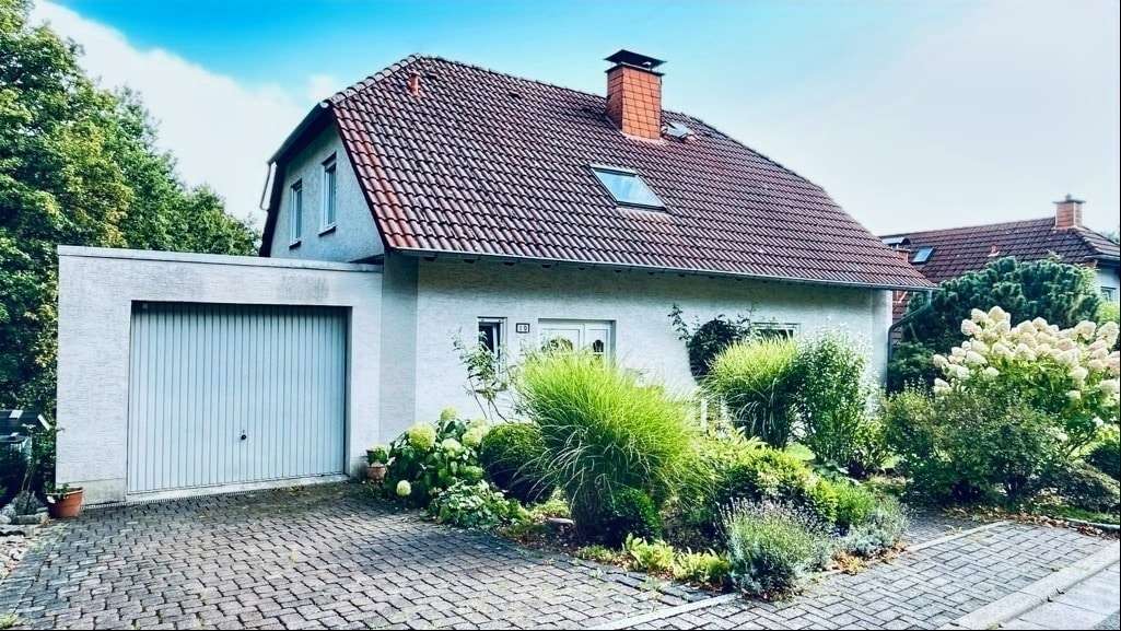 Front - Einfamilienhaus in 58515 Lüdenscheid mit 180m² kaufen
