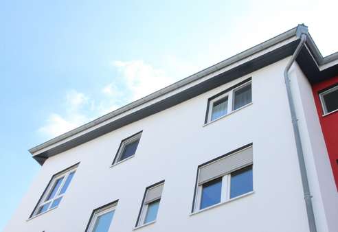 RÜCKSEITIGE, HOFSEITIGE ANSICHT - Dachgeschosswohnung in 58456 Witten mit 93m² kaufen