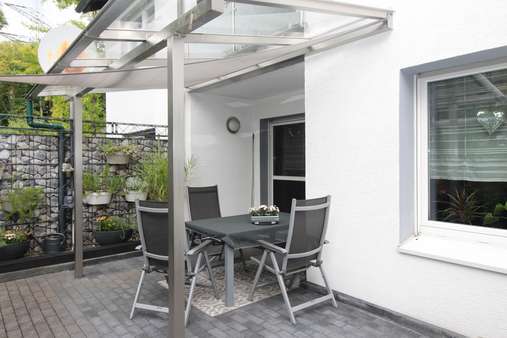 TERRASSE, erste Perspektive TERRASSE, erste Perspektive - Reihenendhaus in 58455 Witten mit 167m² kaufen