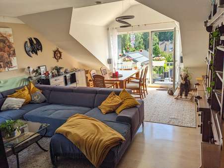 Wohnzimmer - Etagenwohnung in 58452 Witten mit 100m² kaufen