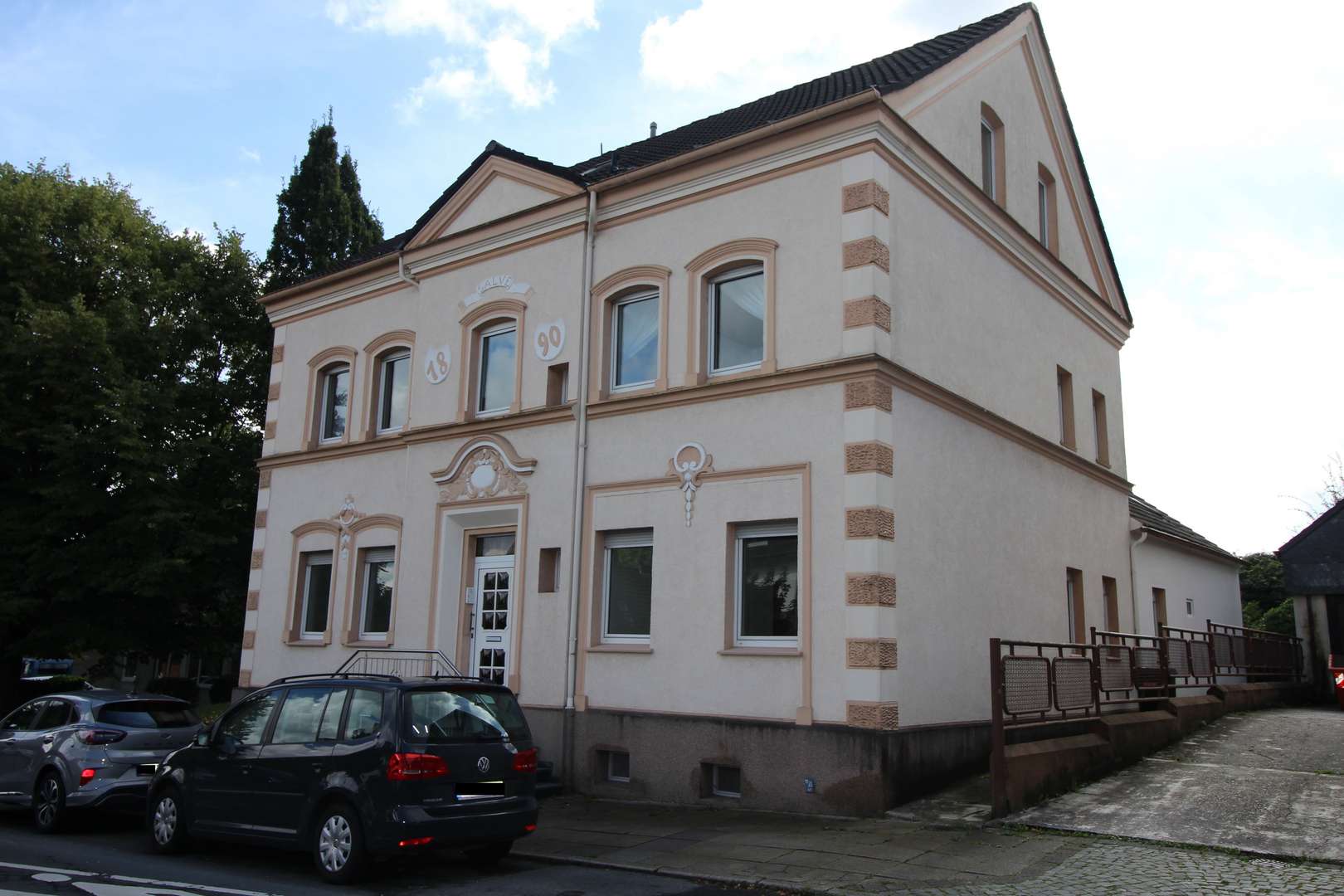 STRASSENSEITIGE ANSICHT  - Mehrfamilienhaus in 58455 Witten mit 265m² kaufen