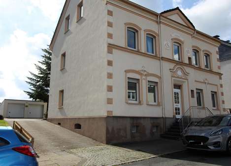 STRASSENSEITIGE ANSICHT + GARAGEN  - Mehrfamilienhaus in 58455 Witten mit 265m² kaufen