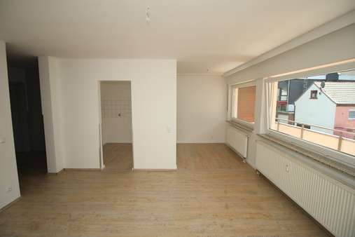 Wohnzimmer und Küche Wohnzimmer und Küche - Etagenwohnung in 44892 Bochum mit 68m² kaufen