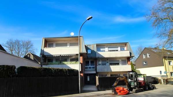 Vorderansicht - Etagenwohnung in 44892 Bochum mit 71m² kaufen