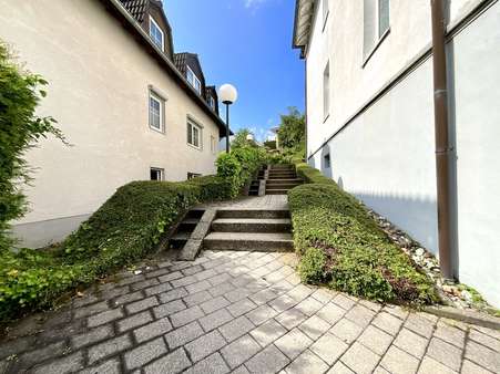 Zuwegung Zuwegung - Dachgeschosswohnung in 58256 Ennepetal mit 77m² kaufen