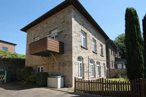 Handwerker aufgepasst! Einfamilienhaus mit großer Werkstatt / Garage mit Blick aufs Wasser in Alt-Wetter