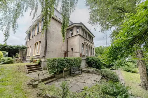 Historische Villa mit Parkgrundstück und Chauffeurshaus in Wetter-Wengern sucht Liebhaber 