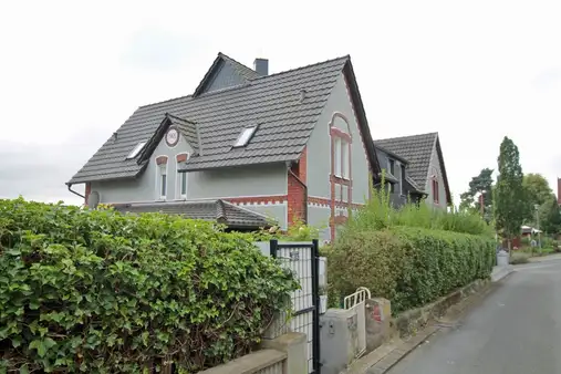 Denkmalgeschützte Maisonette mit Charme und Wohnkomfort in beliebter Lage in Alt-Wetter