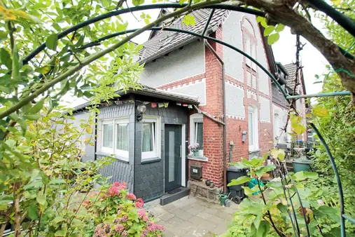 Denkmalgeschützte Maisonette mit Charme und Wohnkomfort in beliebter Lage in Alt-Wetter