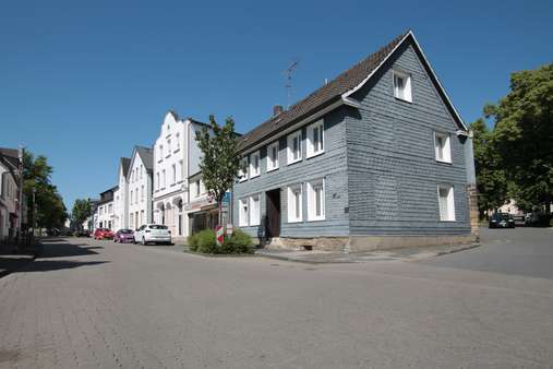 Seitenansicht - Wohn- / Geschäftshaus in 58300 Wetter mit 131m² als Kapitalanlage kaufen