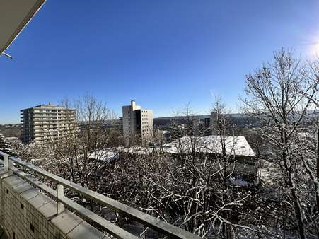 Weitblick vom Balkon - Etagenwohnung in 42109 Wuppertal mit 187m² kaufen