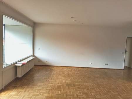 Wohnzimmer - Etagenwohnung in 44866 Bochum mit 100m² als Kapitalanlage kaufen