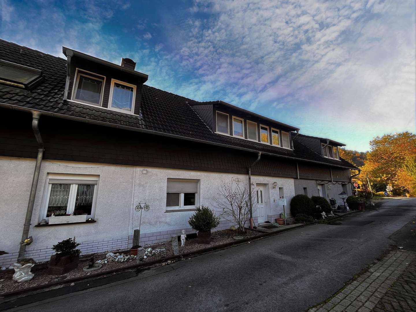 Vorderansicht - Reihenmittelhaus in 58332 Schwelm mit 118m² kaufen