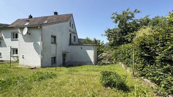 Rückseite des Hauses - Doppelhaushälfte in 58762 Altena mit 111m² kaufen