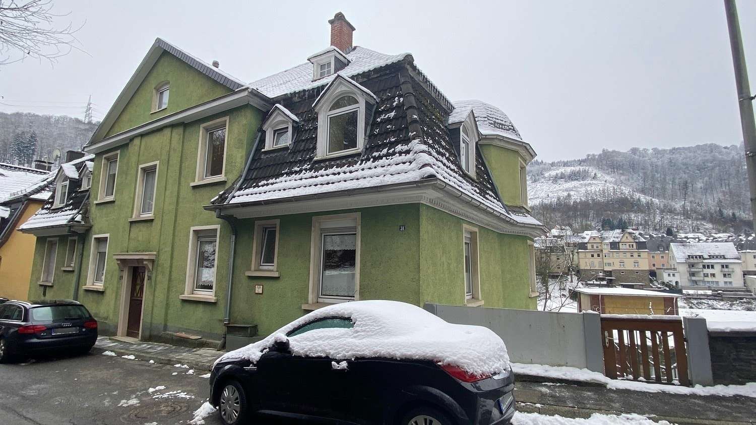 Hausansicht - Wohnung in 58762 Altena mit 201m² kaufen