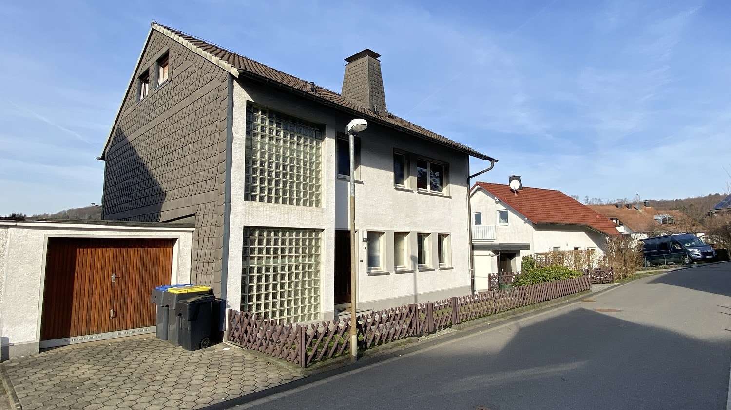 Hausansicht - Einfamilienhaus in 58762 Altena mit 141m² günstig kaufen