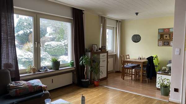 Wohn-Esszimmer im Obergeschoss - Doppelhaushälfte in 58840 Plettenberg mit 146m² günstig kaufen