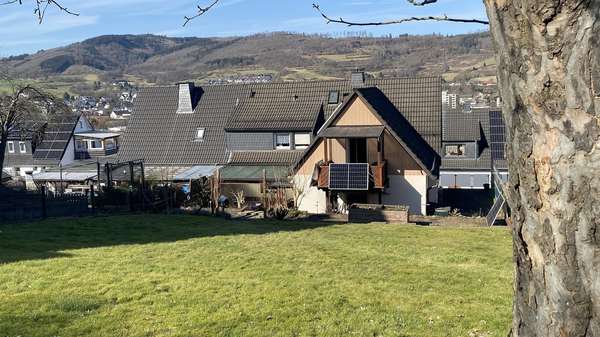 Garten - Doppelhaushälfte in 58840 Plettenberg mit 160m² kaufen
