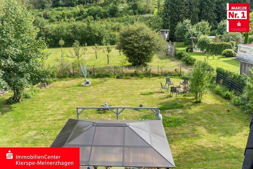 Blick von oben in den Garten! - Mehrfamilienhaus in 58540 Meinerzhagen mit 176m² kaufen