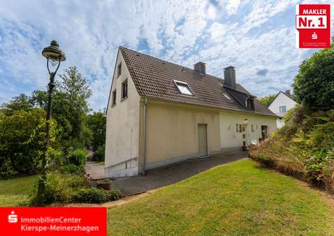 Garten/Hauseingangsbereich Garten/Hauseingangsbereich - Einfamilienhaus in 58566 Kierspe mit 150m² kaufen