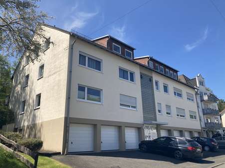 Straßenansicht - Etagenwohnung in 57072 Siegen mit 95m² kaufen