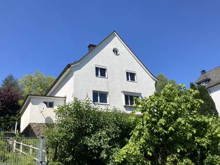 Rückansicht 2 - Einfamilienhaus in 57072 Siegen mit 154m² kaufen