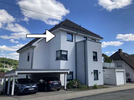 Straßenansicht Straßenansicht - Dachgeschosswohnung in 57078 Siegen mit 82m² kaufen
