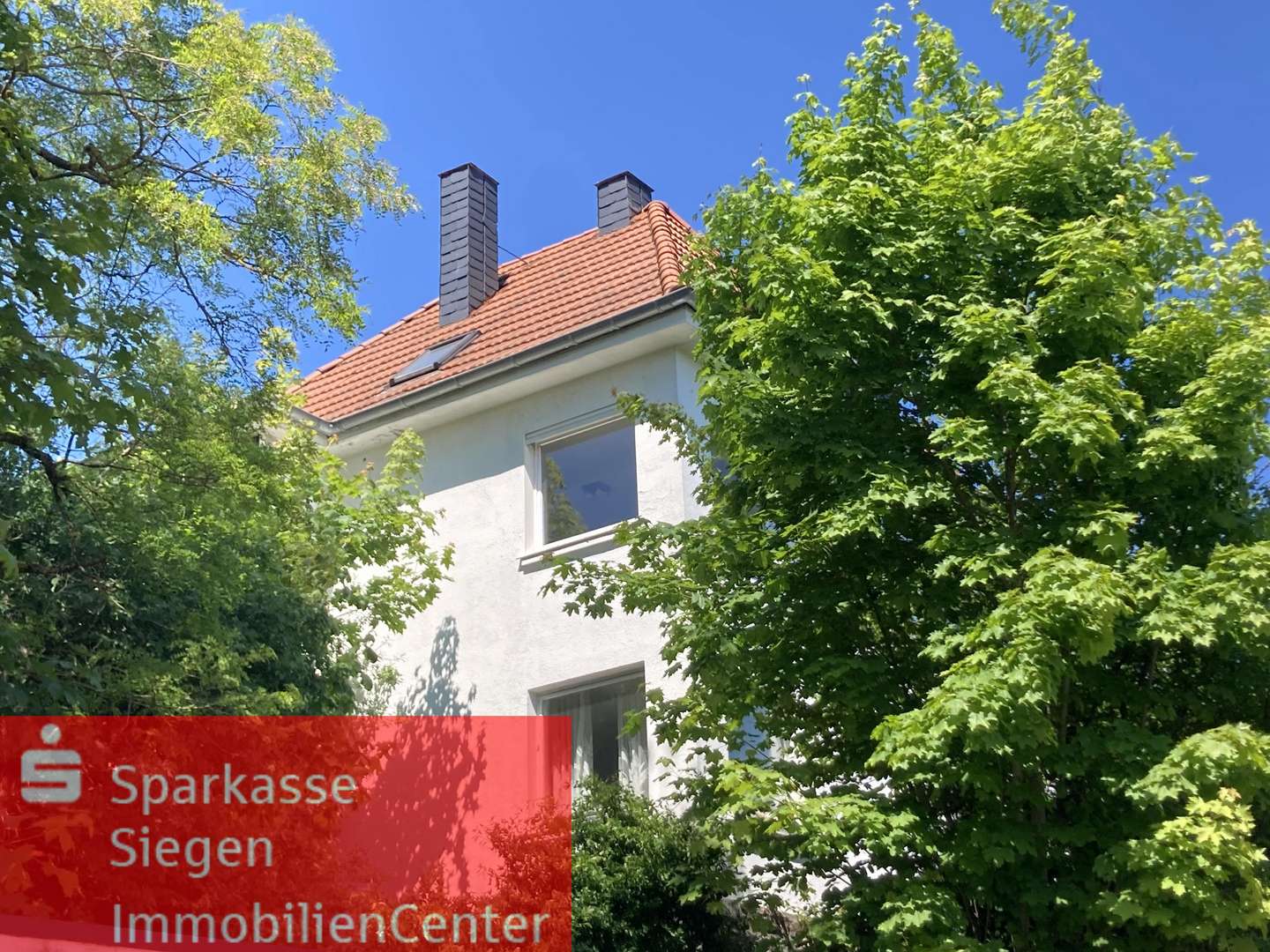Straßenansicht - Zweifamilienhaus in 57072 Siegen mit 138m² kaufen