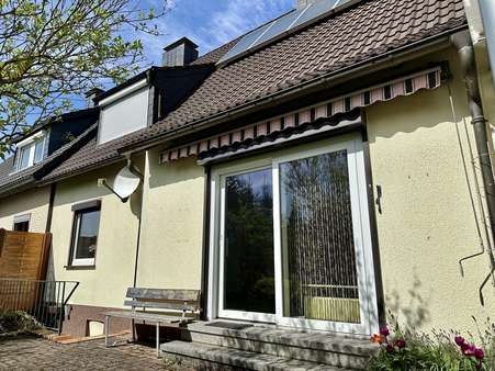Rückseite - Doppelhaushälfte in 57223 Kreuztal mit 109m² kaufen