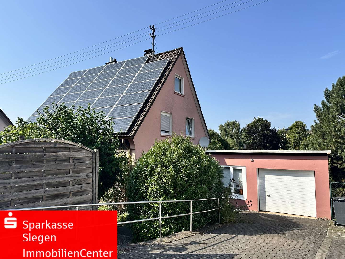 Einfamilienhaus mit separatem Baugrundstück... - Einfamilienhaus in 57076 Siegen mit 217m² kaufen