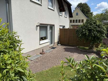Terrasse (Südwestausrichtung) Terrasse (Südwestausrichtung) - Doppelhaushälfte in 57078 Siegen mit 110m² kaufen