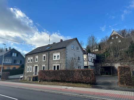Baugrundstück mit Abrissobjekt - Grundstück in 57271 Hilchenbach mit 1482m² kaufen